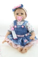 Load image into Gallery viewer, 55cm Reborn Baby Dolls Gentle Touch Lovely Premmie Baby Doll Realistic Reborn Baby Pupular Christmas Gift