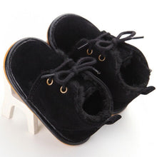 Load image into Gallery viewer, Newborn Baby Girl Boy Shoes Warm Snow Boots Toddler Infant Booties Prewalker Black White Pink